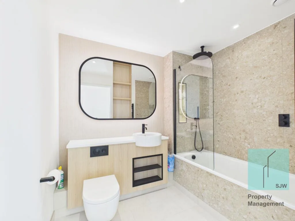 3 bedroom flat for rent