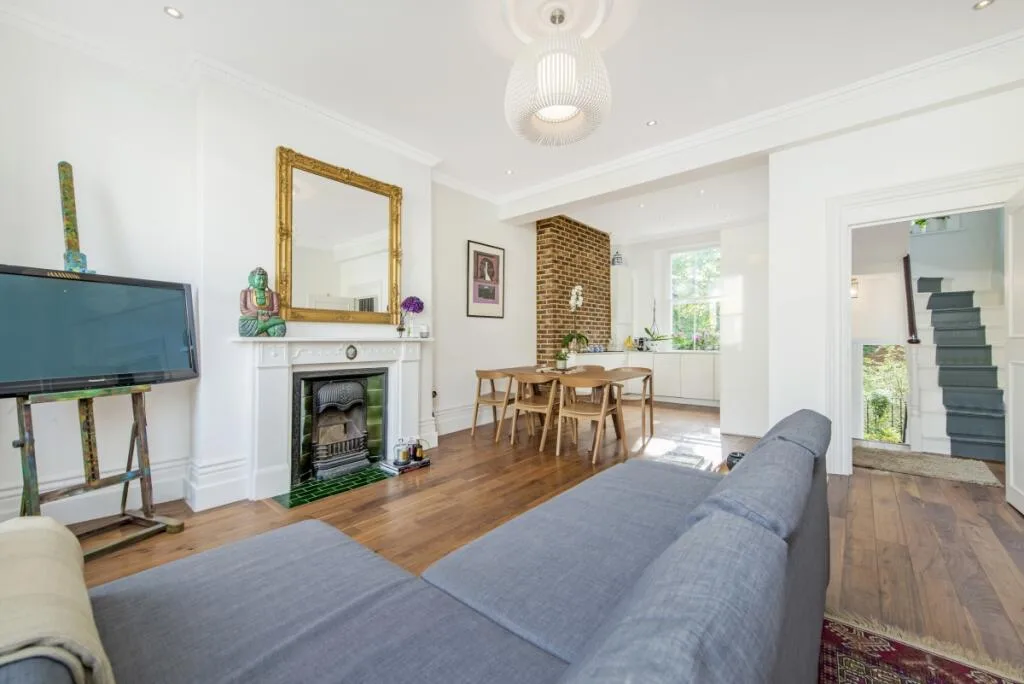 2 bedroom flat for rent