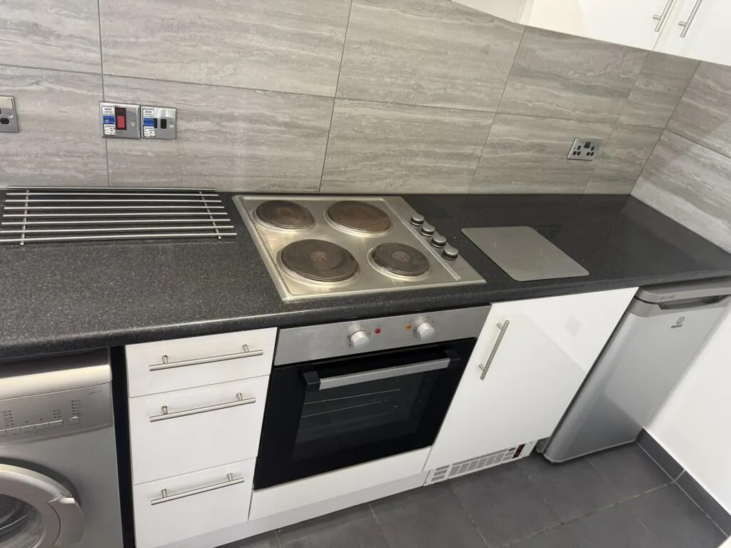 Studio flat for rent
