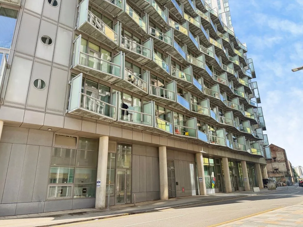 Studio flat for rent