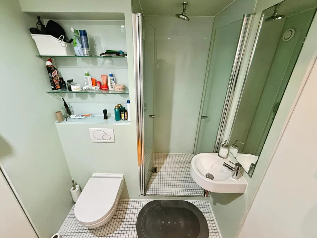 Studio flat for rent