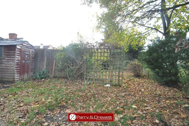 2 bedroom ground floor flat for rent