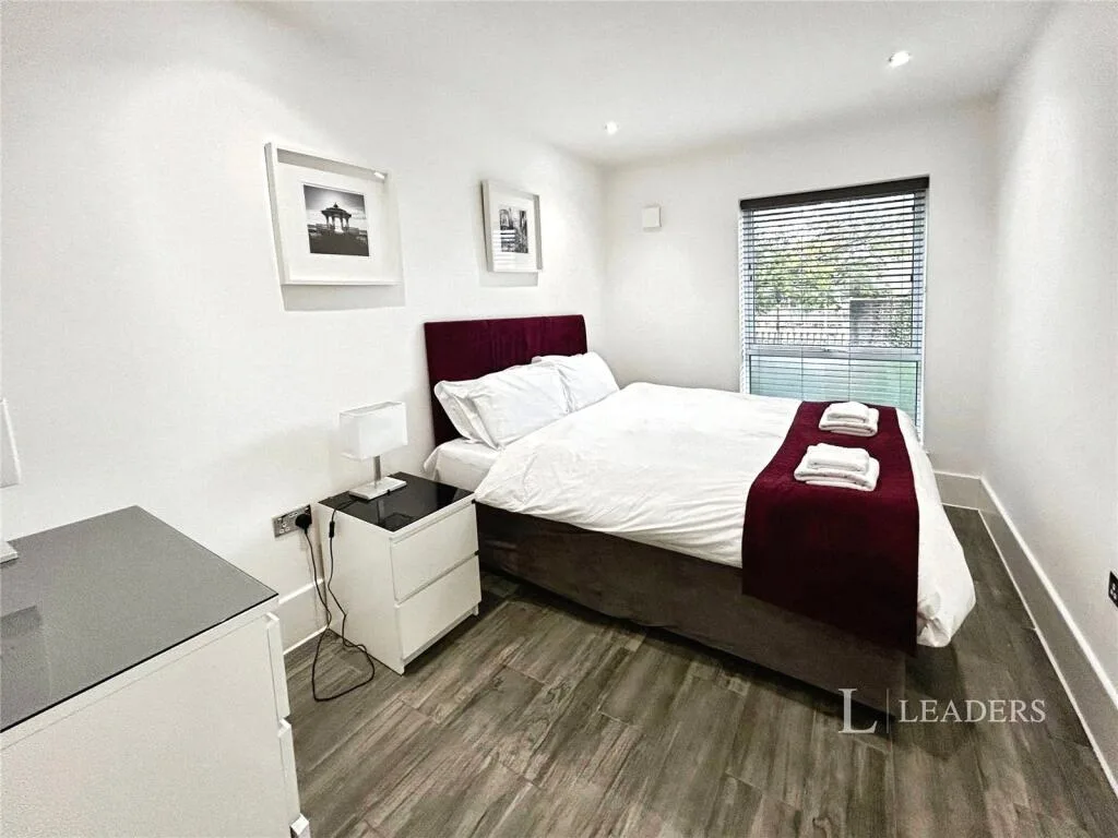 2 bedroom house for rent