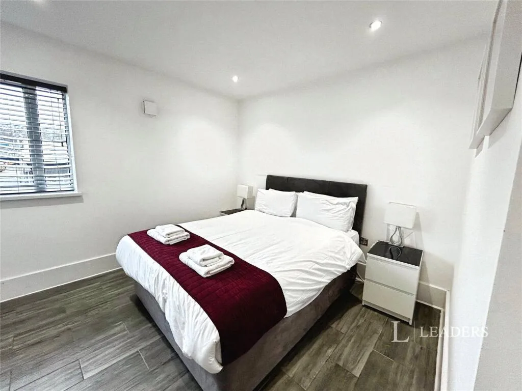 2 bedroom house for rent