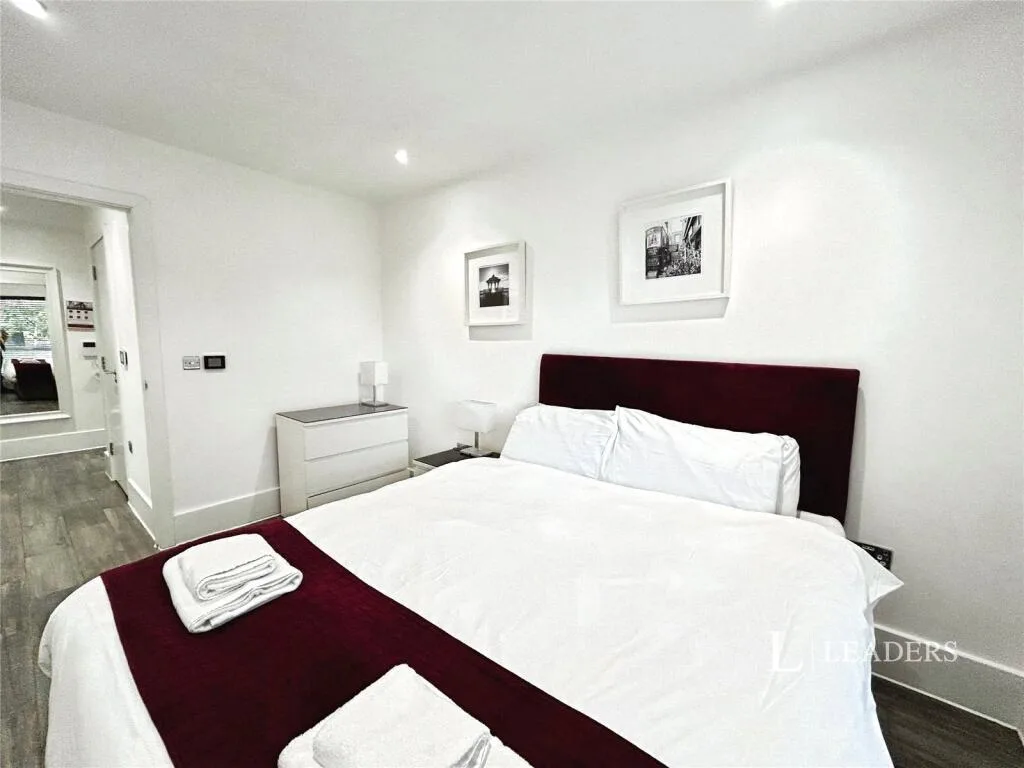 2 bedroom house for rent