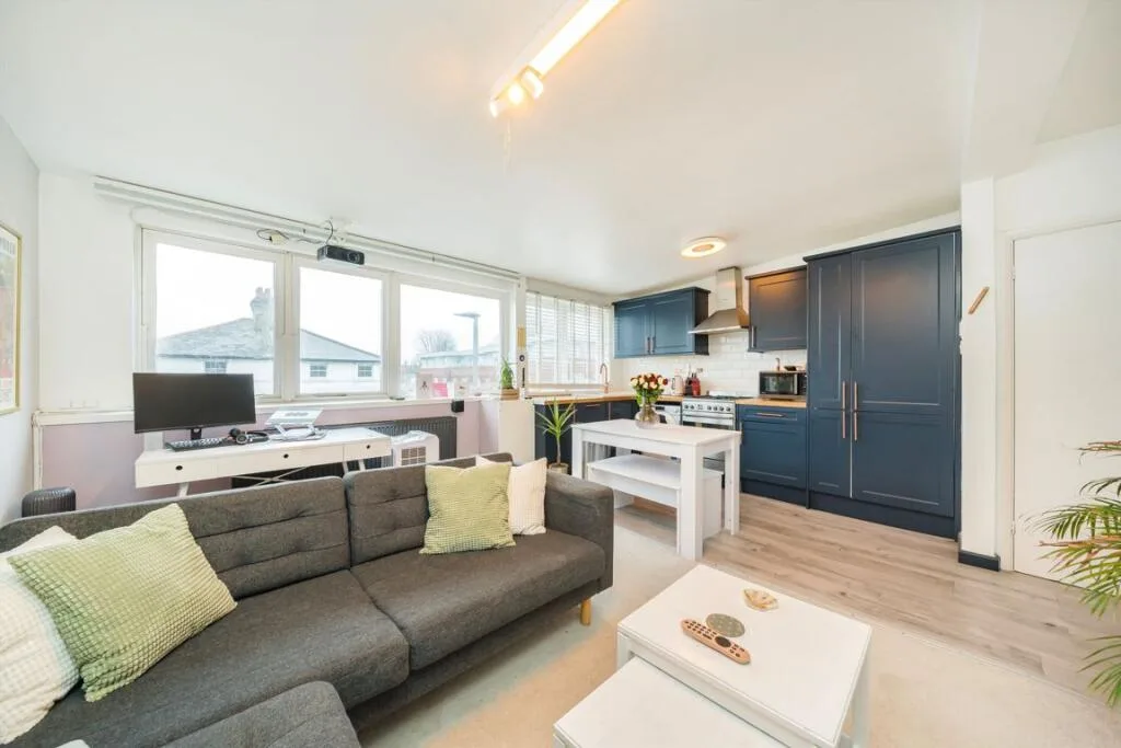 2 bedroom flat for rent