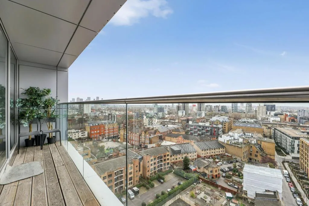 2 bedroom penthouse for rent