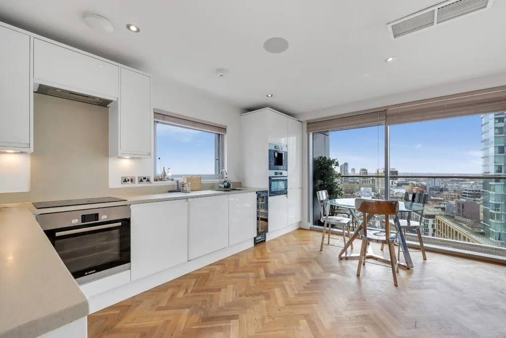 2 bedroom penthouse for rent