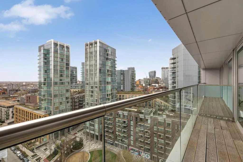2 bedroom penthouse for rent