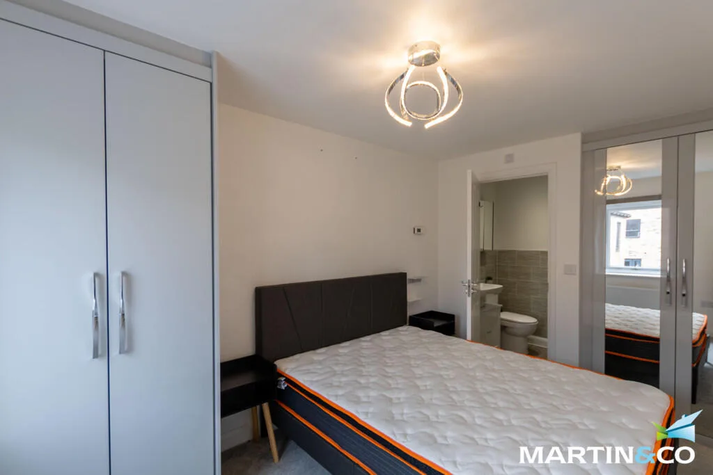3 bedroom end of terrace house for rent