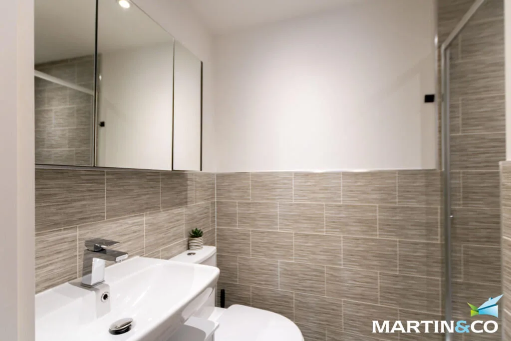 3 bedroom end of terrace house for rent