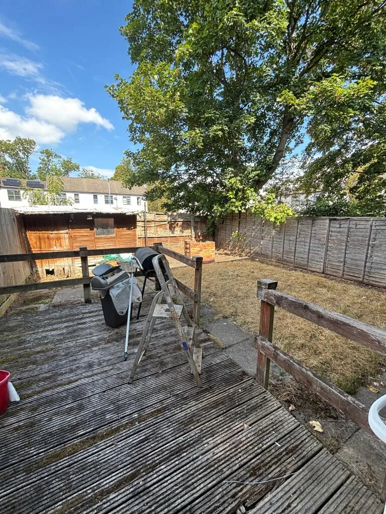 5 bedroom house for rent