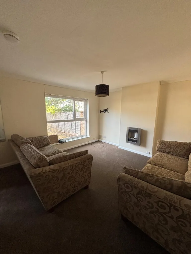 5 bedroom house for rent