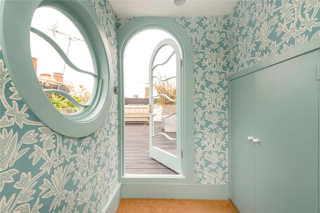3 bedroom maisonette for rent