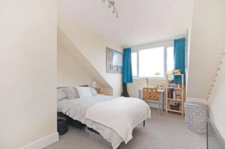 4 bedroom terraced house for rent