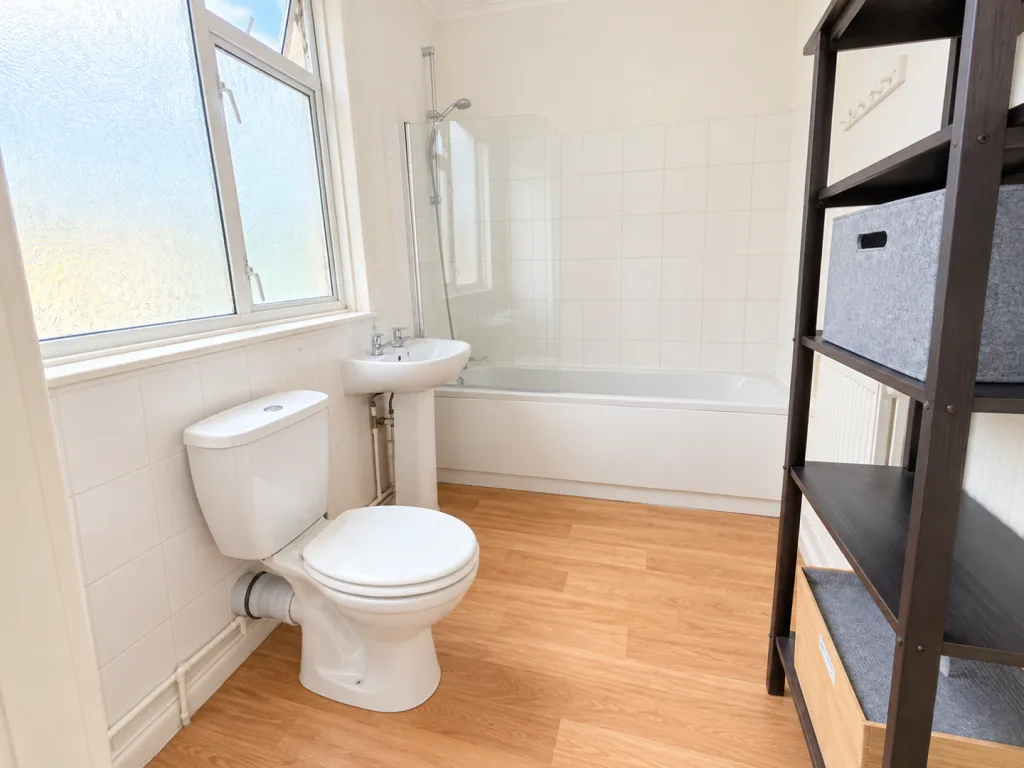 4 bedroom flat for rent