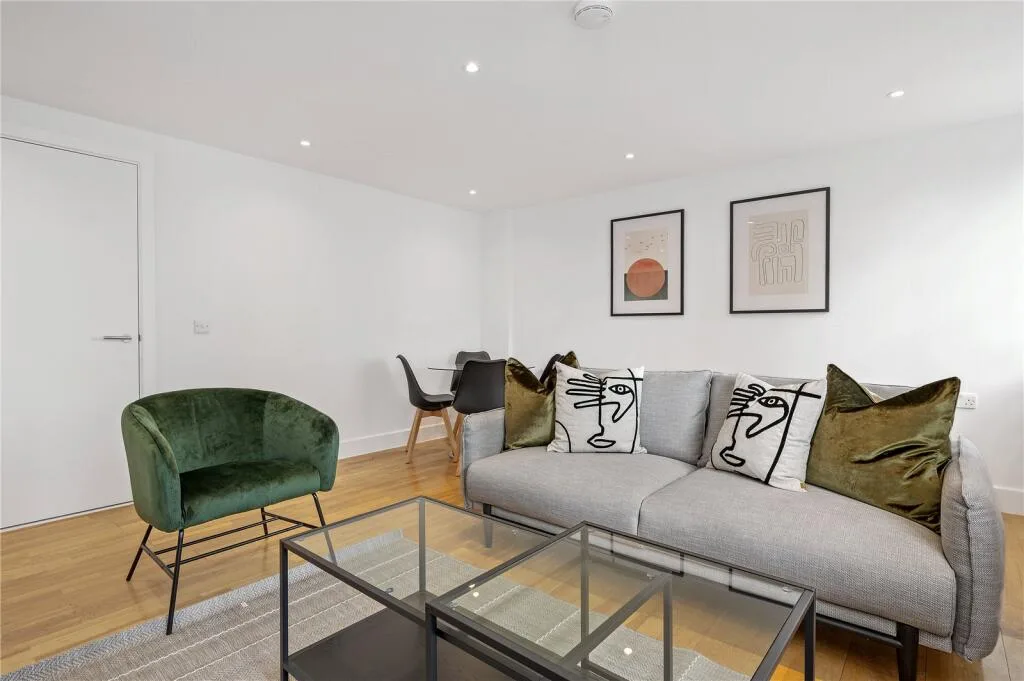 2 bedroom apartment for rent