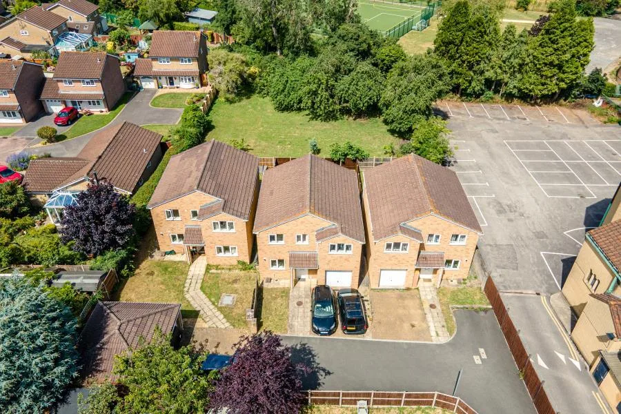 5 bedroom detached house for rent