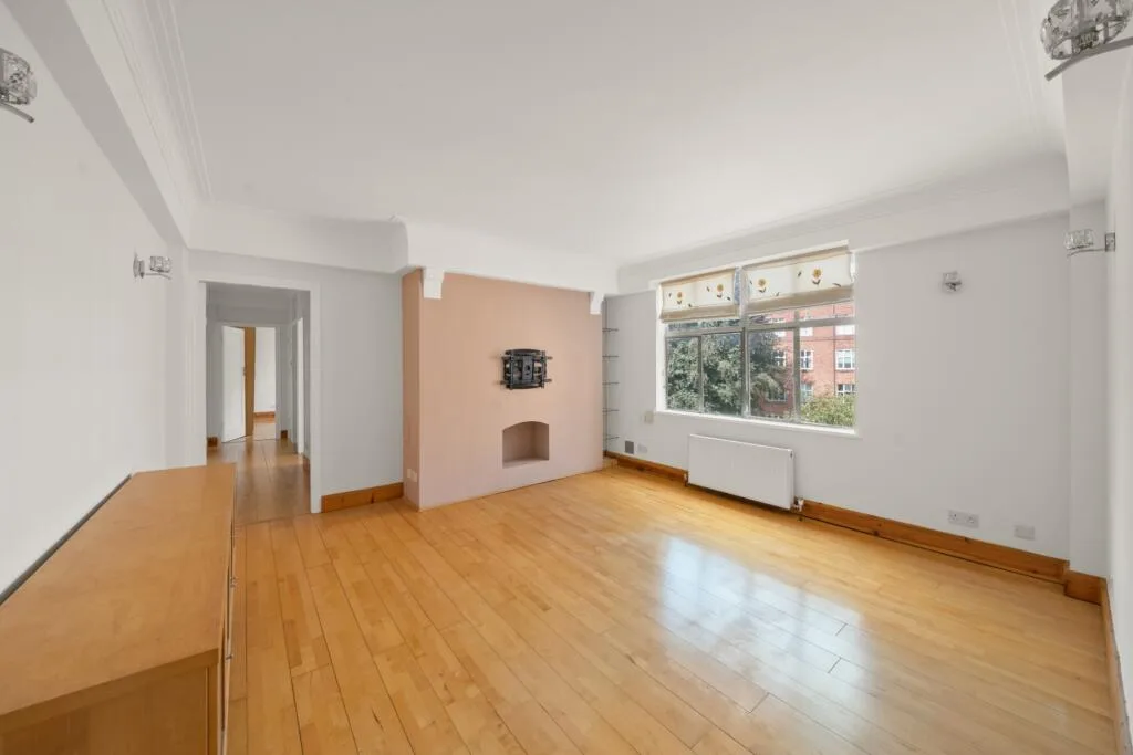 3 bedroom flat for rent