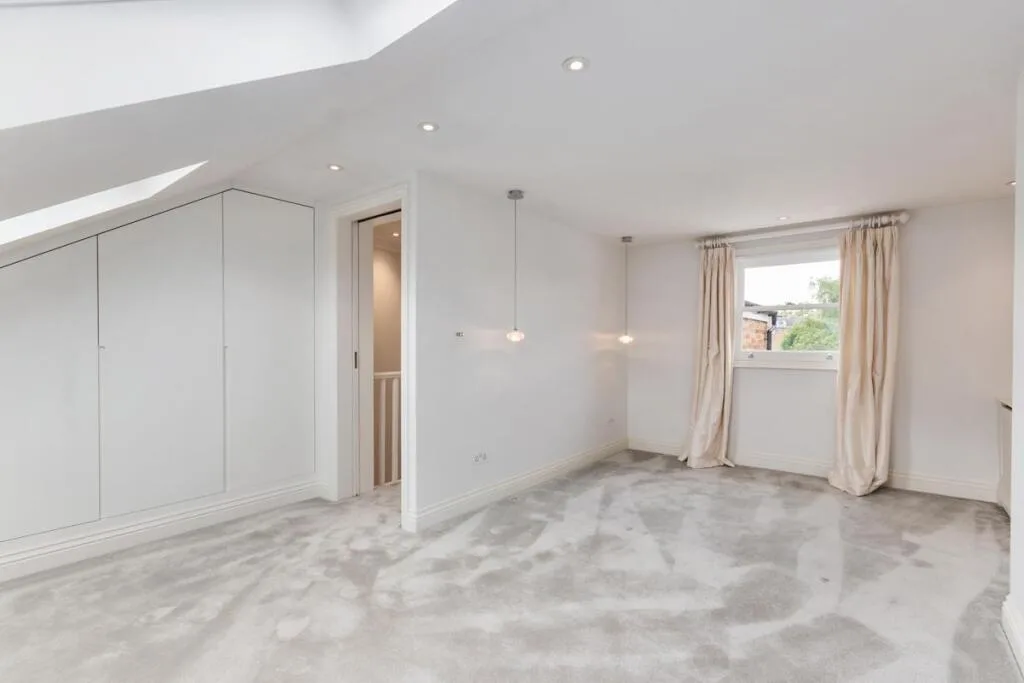 4 bedroom terraced house for rent