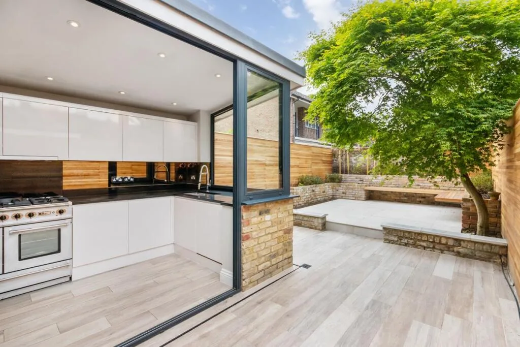 4 bedroom terraced house for rent