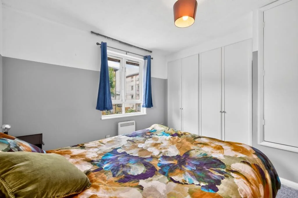 1 bedroom end of terrace house for rent