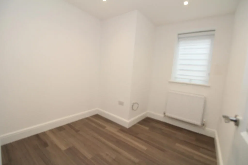 2 bedroom maisonette for rent