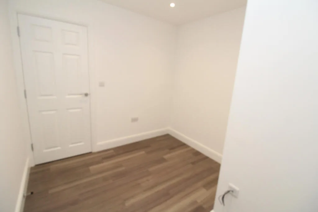 2 bedroom maisonette for rent
