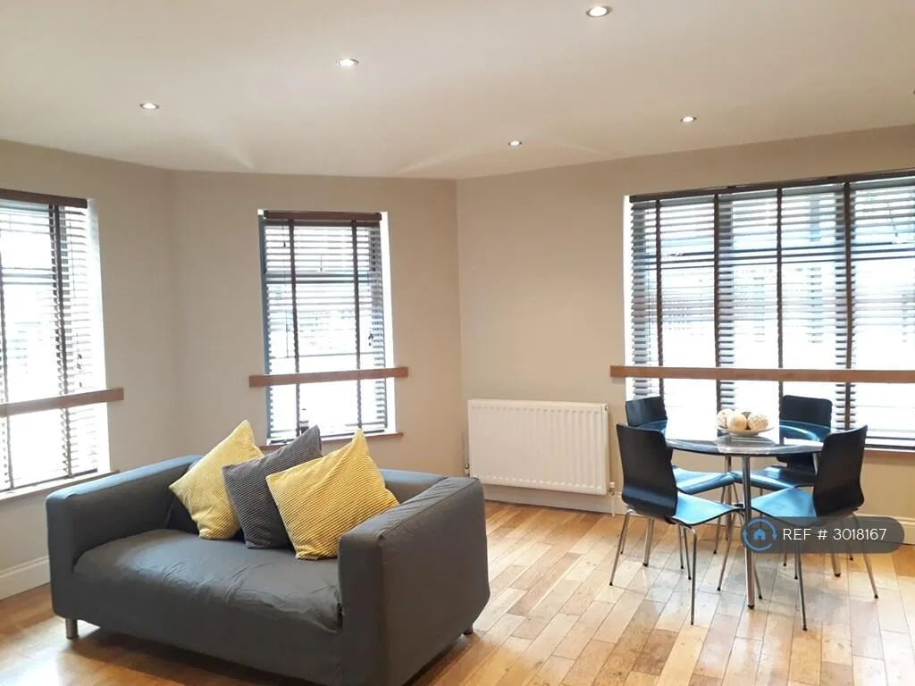 3 bedroom flat for rent