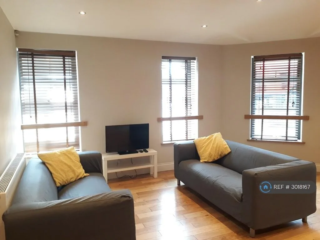 3 bedroom flat for rent