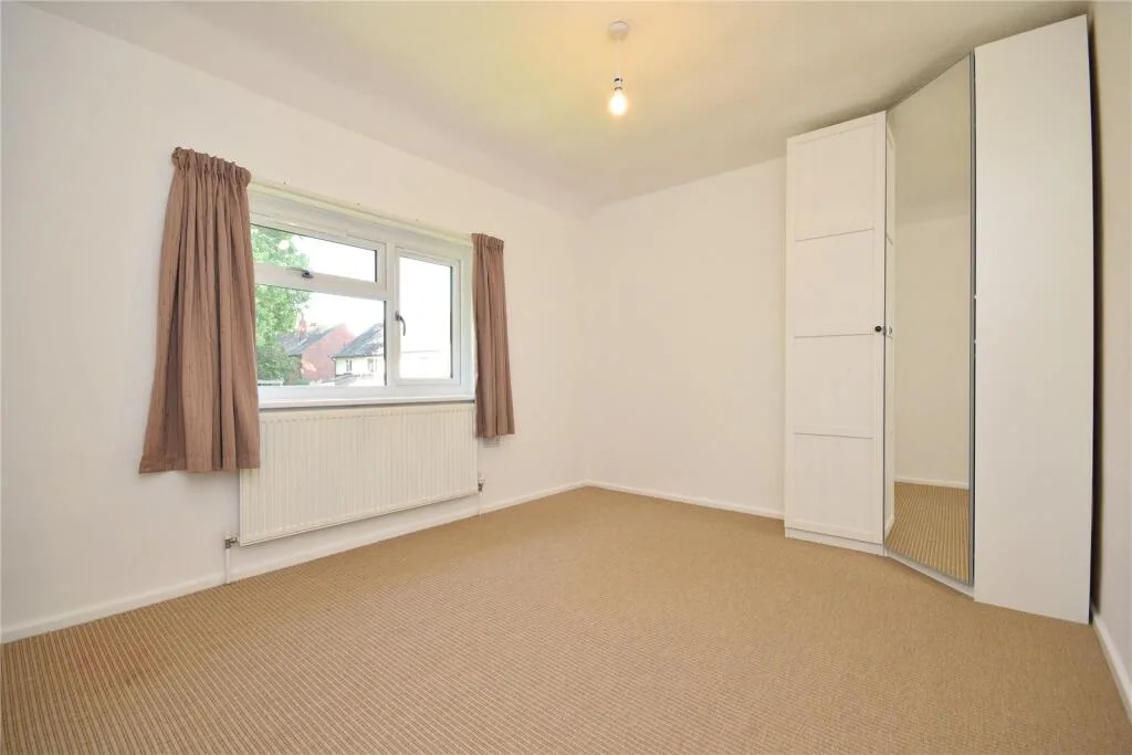 3 bedroom semi-detached house for rent