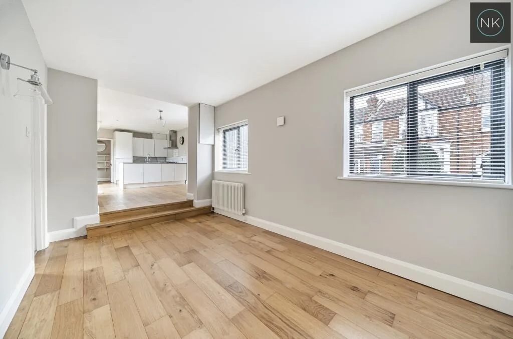 2 bedroom end of terrace house for rent