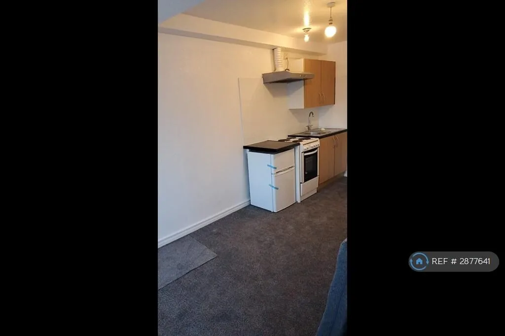 Studio flat for rent