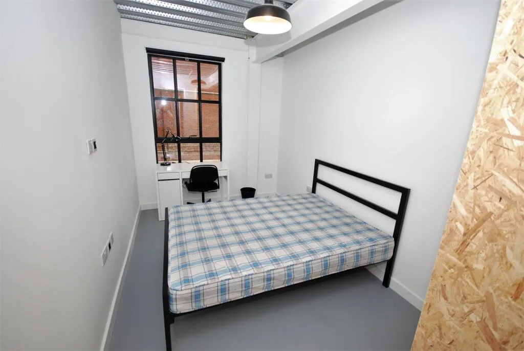1 bedroom private hall for rent