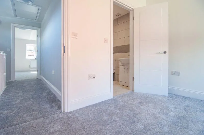 2 bedroom house for rent