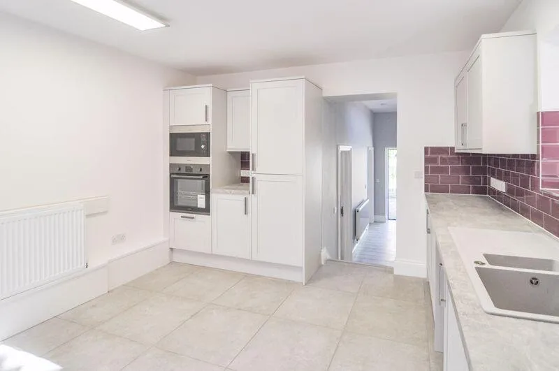 2 bedroom house for rent