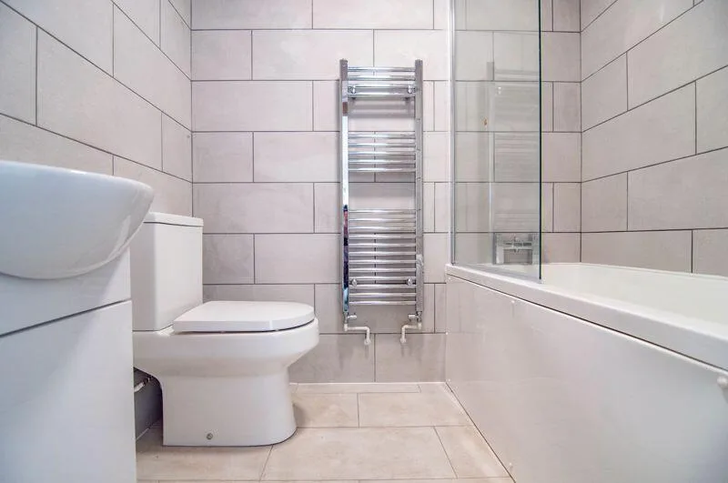 2 bedroom house for rent