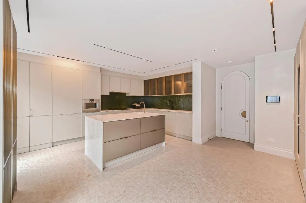 4 bedroom apartment for rent