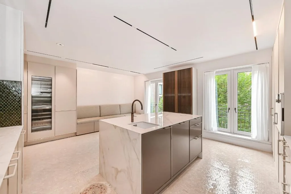 4 bedroom apartment for rent