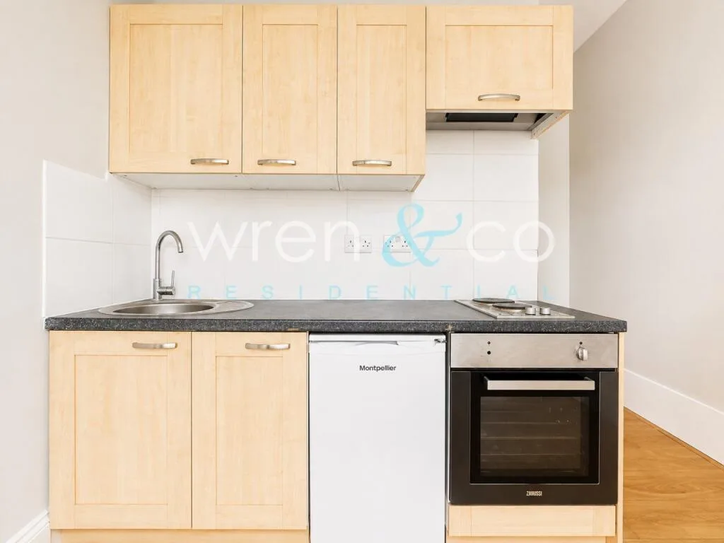 Studio flat for rent