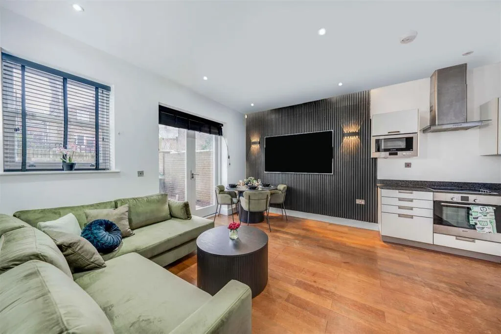 1 bedroom house for rent