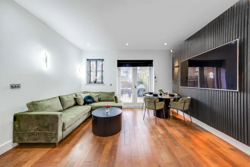1 bedroom house for rent