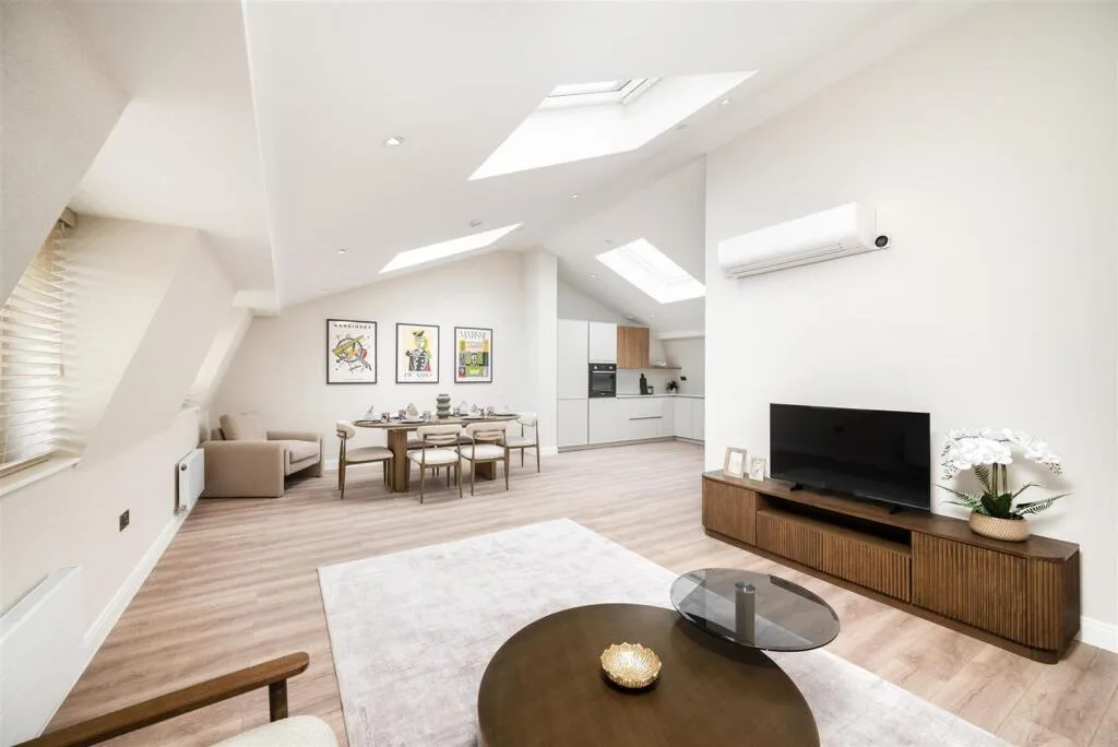 3 bedroom flat for rent