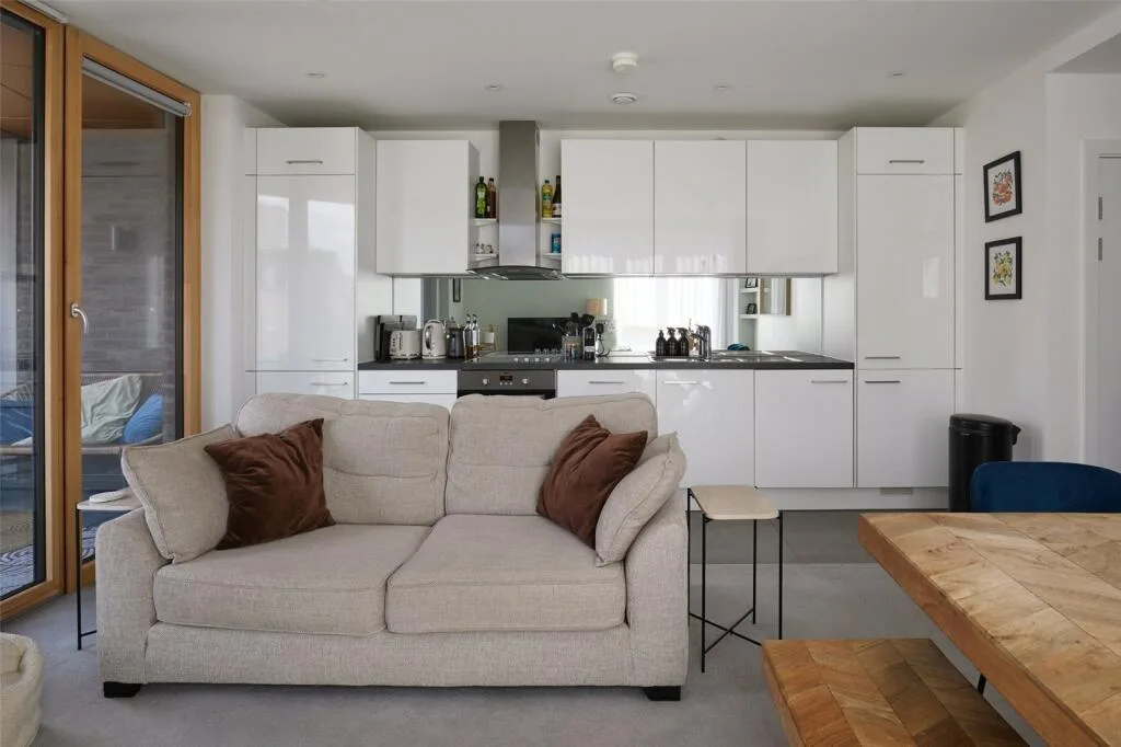 2 bedroom apartment for rent