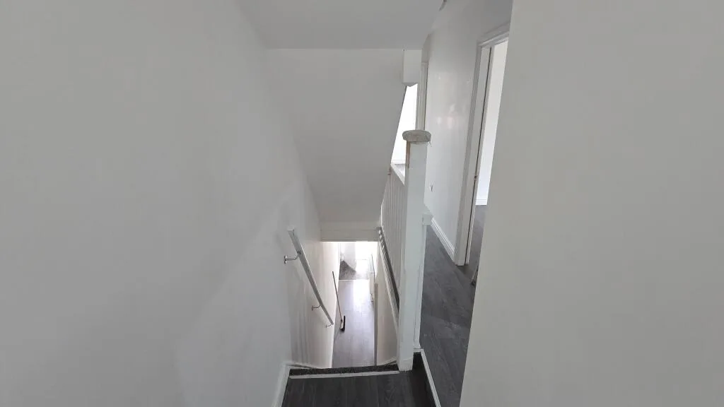 4 bedroom semi-detached house for rent