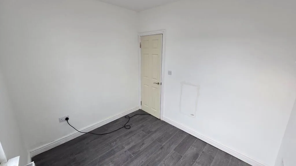 4 bedroom semi-detached house for rent