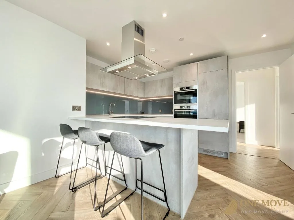 3 bedroom flat for rent