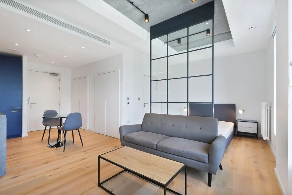 Studio apartment for rent