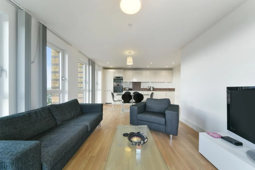 3 bedroom flat for rent