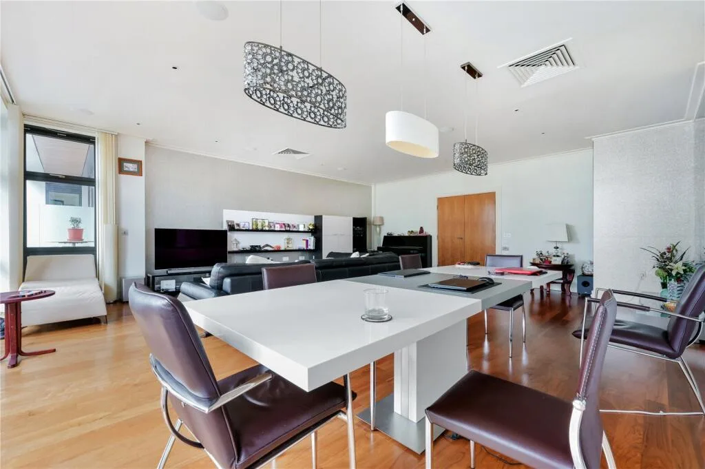 3 bedroom apartment for rent